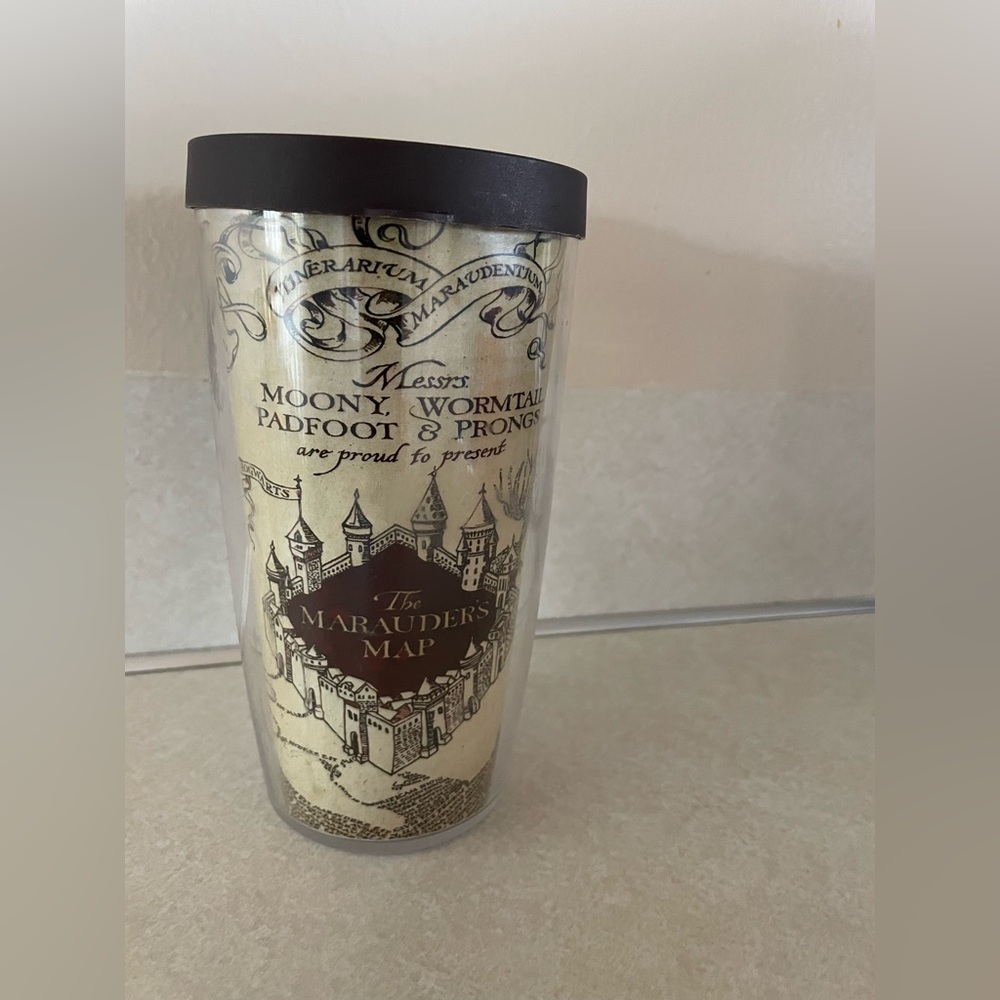 Harry Potter Marauder’s Map 16 OZ Tervis Cup coffee